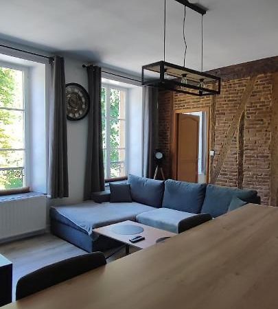 Appartement D'Hippolyte - Vue Musee Rimbaud Charleville-Mezieres Luaran gambar
